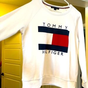 Vintage Tommy Hilfiger Sweater